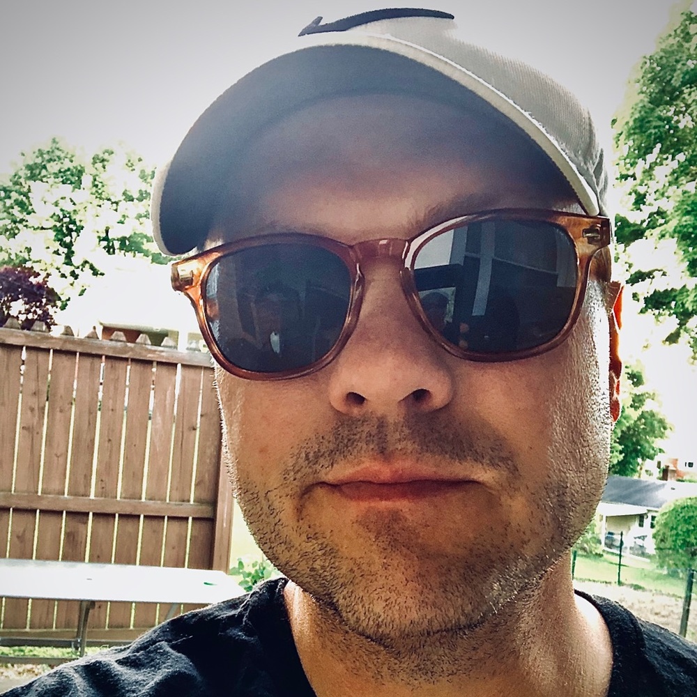 Meet your Posher, Casey